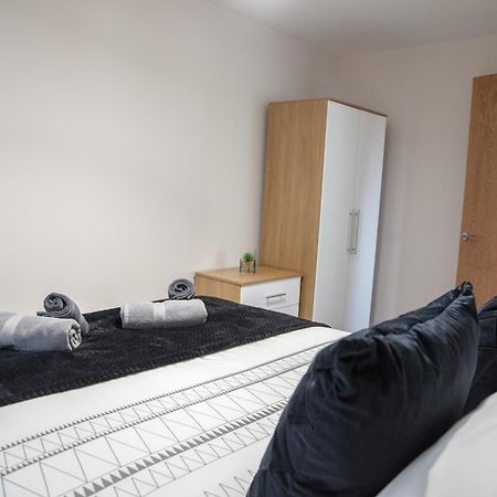 Modern 2Bd Apartment In Manchester City Exterior photo