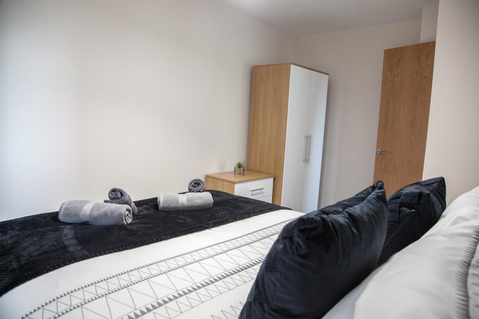 Modern 2Bd Apartment In Manchester City Exterior photo