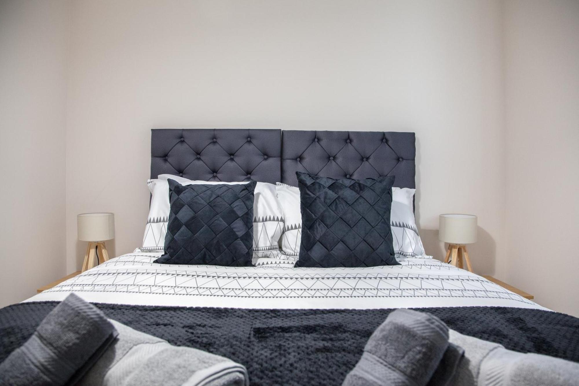 Modern 2Bd Apartment In Manchester City Exterior photo