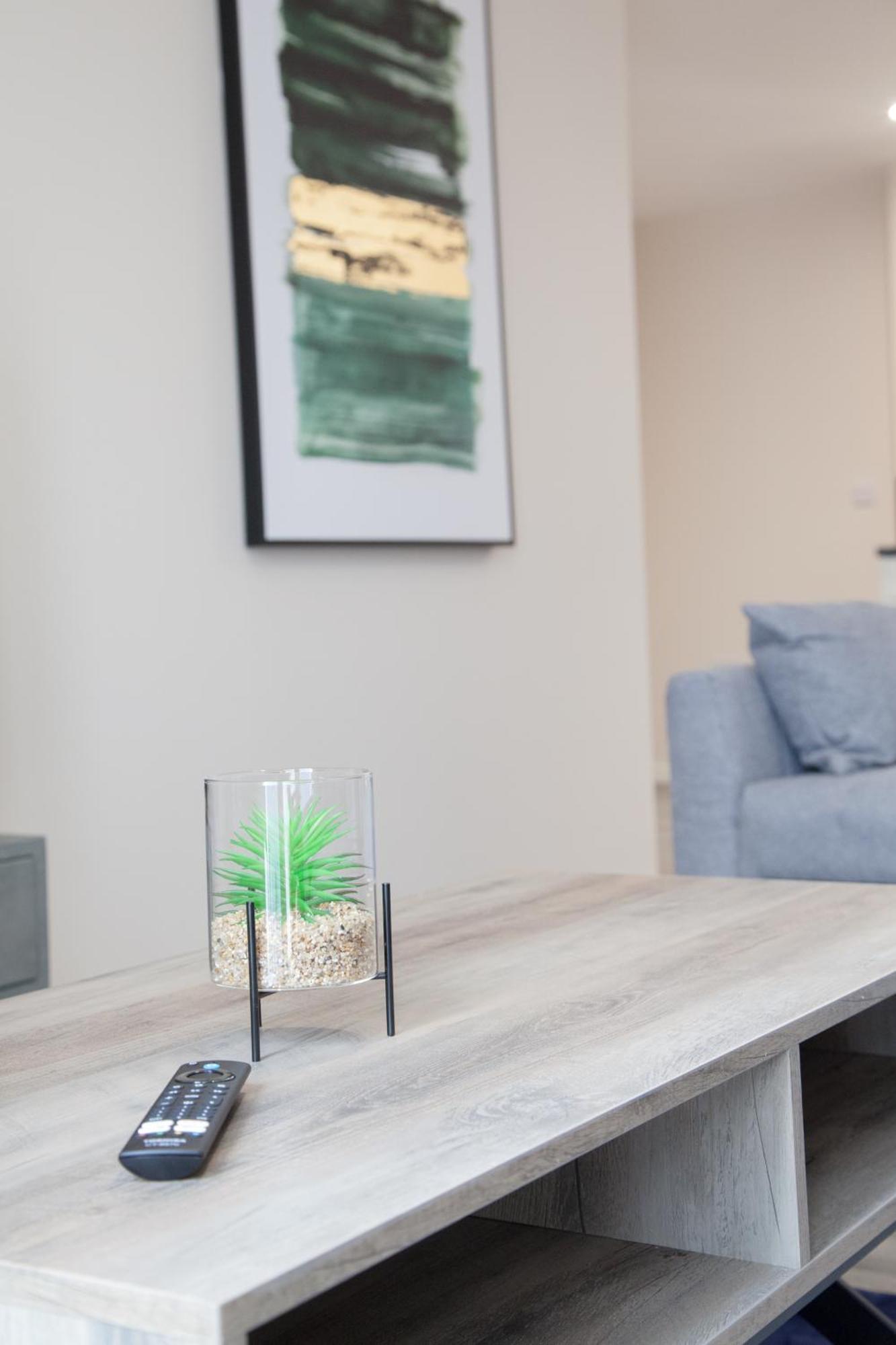Modern 2Bd Apartment In Manchester City Exterior photo